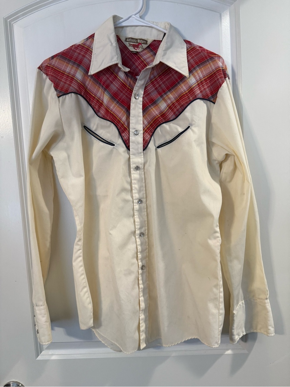 Vintage Authentic Western Youngblood Pearl Snap - Red Plaid Yoke M size medium